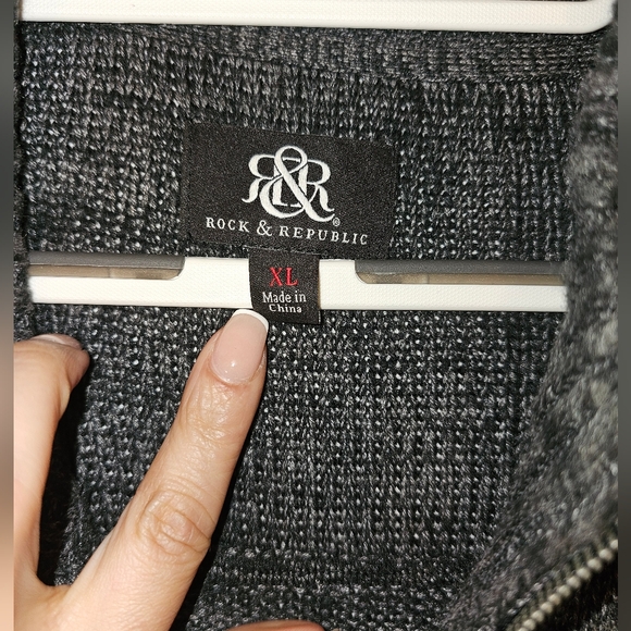 Men's Rock & Republic Zip Up Sweater - Picture 3 of 3